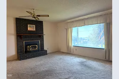 7825 Donegal Avenue, Klamath Falls, OR 97603 - Photo 7