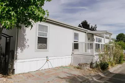 1502 Agape Way, Grants Pass, OR 97527 - Photo 5
