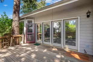 1083 SE Shadowood Dr, Bend, OR 97702 - Photo 29