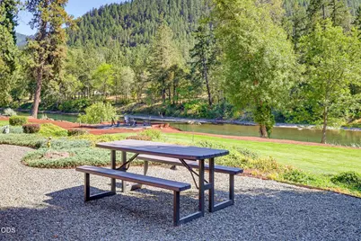 5311 Averill Drive, Grants Pass, OR 97526 - Photo 73
