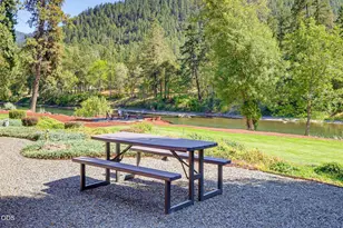 5311 Averill Dr, Grants Pass, OR 97526 - Photo 73