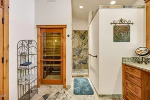 5311 Averill Dr, Grants Pass, OR 97526 - Photo 51