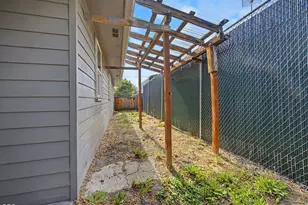 2015 Gettle St, Klamath Falls, OR 97603 - Photo 21