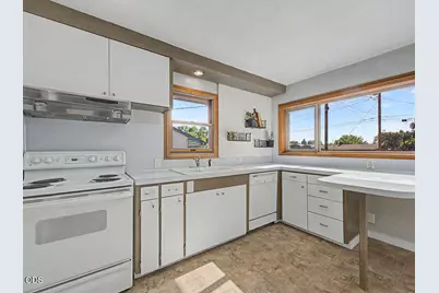 2015 Gettle Street, Klamath Falls, OR 97603 - Photo 7