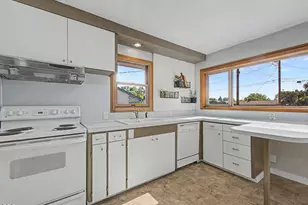2015 Gettle St, Klamath Falls, OR 97603 - Photo 7