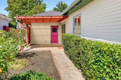 249 N Wightman Street, Ashland, OR 97520 - Photo 13