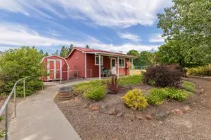 1151 Pine Grove Rd, Klamath Falls, OR 97603 - Photo 69