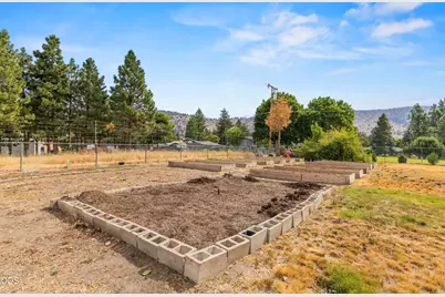 1151 Pine Grove Road, Klamath Falls, OR 97603 - Photo 33