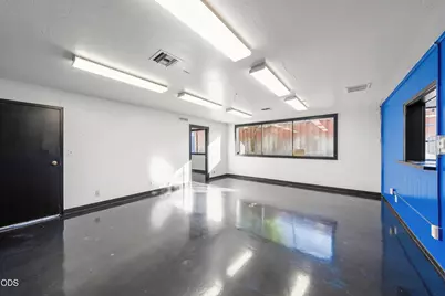 725 S Grape Street, Medford, OR 97501 - Photo 37