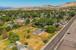 1948 Madison St, Klamath Falls, OR 97603 - Photo 43