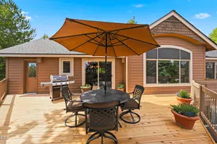 1287 NW City Heights Dr, Bend, OR 97703 - Photo 23