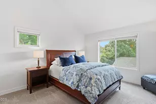 1287 NW City Heights Dr, Bend, OR 97703 - Photo 11