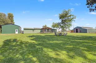 5370 Harpold Rd, Bonanza, OR 97623 - Photo 3