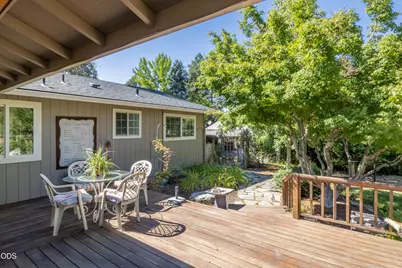 122 Swarthout Drive, Grants Pass, OR 97527 - Photo 41