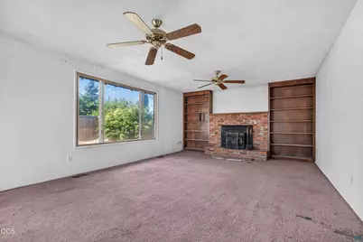 1734 Alcan Drive, Medford, OR 97504 - Photo 11