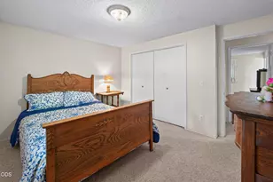 60822 Onyx St, Bend, OR 97702 - Photo 23