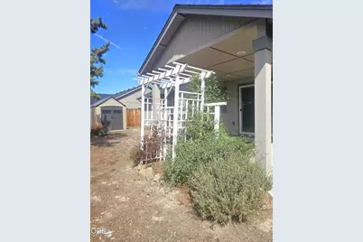 3176 SW Evergreen Avenue, Redmond, OR 97756 - Photo 21