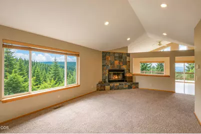 93764 Coho Lane, Coos Bay, OR 97420 - Photo 13