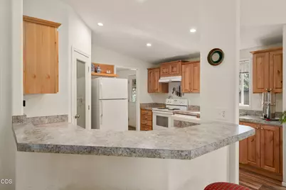 17274 Jacinto Road, Bend, OR 97707 - Photo 11