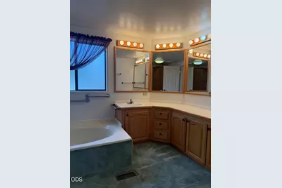 [Address not provided], Klamath Falls, OR 97603 - Photo 17