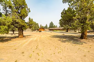 64502 McGrath Rd, Bend, OR 97701 - Photo 9