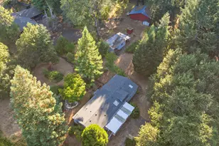 728 N Old Stage Rd, Cave Junction, OR 97523 - Photo 33