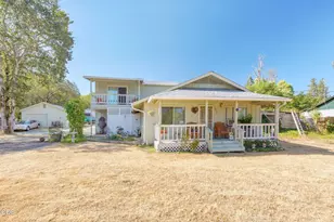 2829 Hamilton Ln, Grants Pass, OR 97527 - Photo 5
