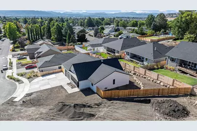 3371 Bryson Way, Medford, OR 97504 - Photo 37