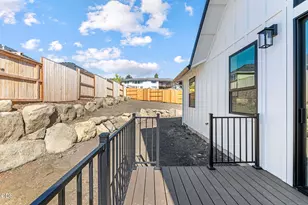 3371 Bryson Way, Medford, OR 97504 - Photo 31