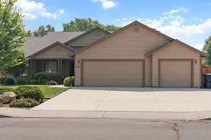 1950 NW Nickernut Ct, Redmond, OR 97756 - Photo 25