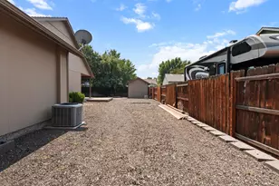 1950 NW Nickernut Ct, Redmond, OR 97756 - Photo 19