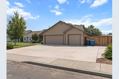 1950 NW Nickernut Court, Redmond, OR 97756 - Photo 3