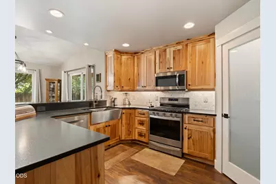 1950 NW Nickernut Court, Redmond, OR 97756 - Photo 5