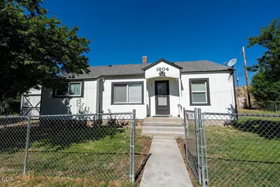 1804 Laurel Street, Klamath Falls, OR 97601 - Photo 1