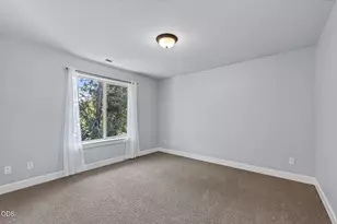 20308 Aberdeen Dr, Bend, OR 97702 - Photo 29