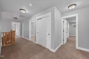 20308 Aberdeen Dr, Bend, OR 97702 - Photo 23