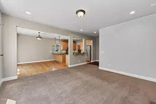 20308 Aberdeen Dr, Bend, OR 97702 - Photo 9