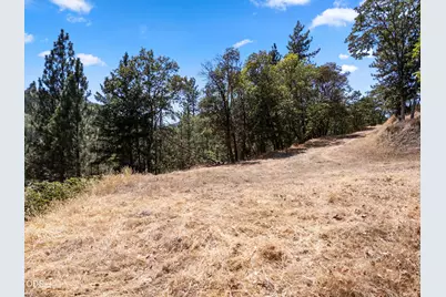4183 Camino Viejo Road, Medford, OR 97501 - Photo 7