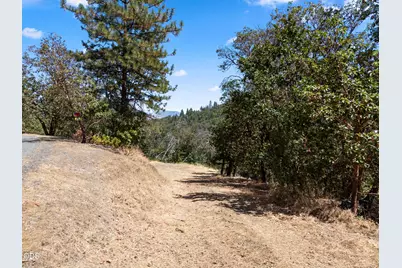 4183 Camino Viejo Road, Medford, OR 97501 - Photo 11