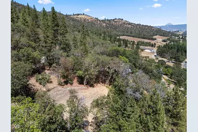 4183 Camino Viejo Road, Medford, OR 97501 - Photo 5