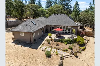 225 Andesite Drive, Jacksonville, OR 97530 - Photo 41