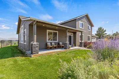 9582 Hill Road, Klamath Falls, OR 97603 - Photo 3