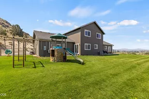 9582 Hill Rd, Klamath Falls, OR 97603 - Photo 57