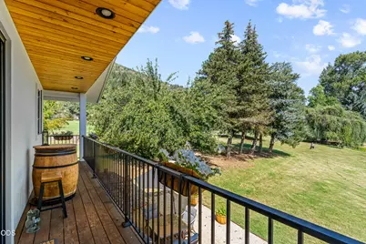 10999 N Applegate Road, Grants Pass, OR 97527 - Photo 33