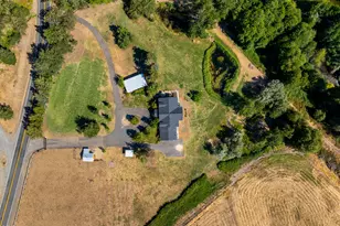 10999 N Applegate Rd, Grants Pass, OR 97527 - Photo 1