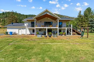 10999 N Applegate Rd, Grants Pass, OR 97527 - Photo 31