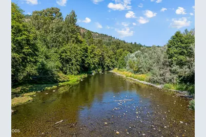 10999 N Applegate Road, Grants Pass, OR 97527 - Photo 3