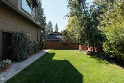 2425 NW Lemhi Pass Drive, Bend, OR 97703 - Photo 33