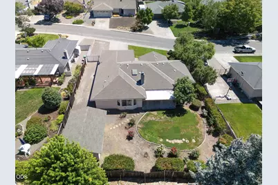 570 Maaike Drive, Medford, OR 97504 - Photo 27