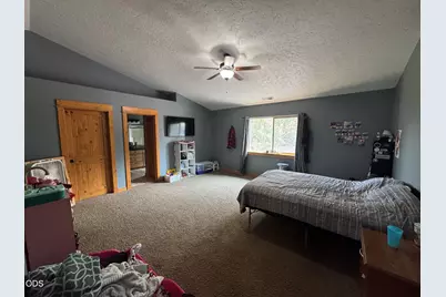 20301 Knightsbridge Place, Bend, OR 97702 - Photo 11